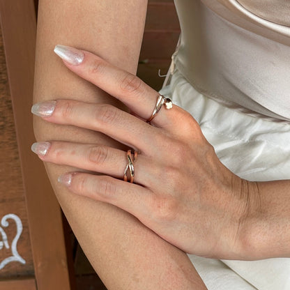 Criss Cross Ring