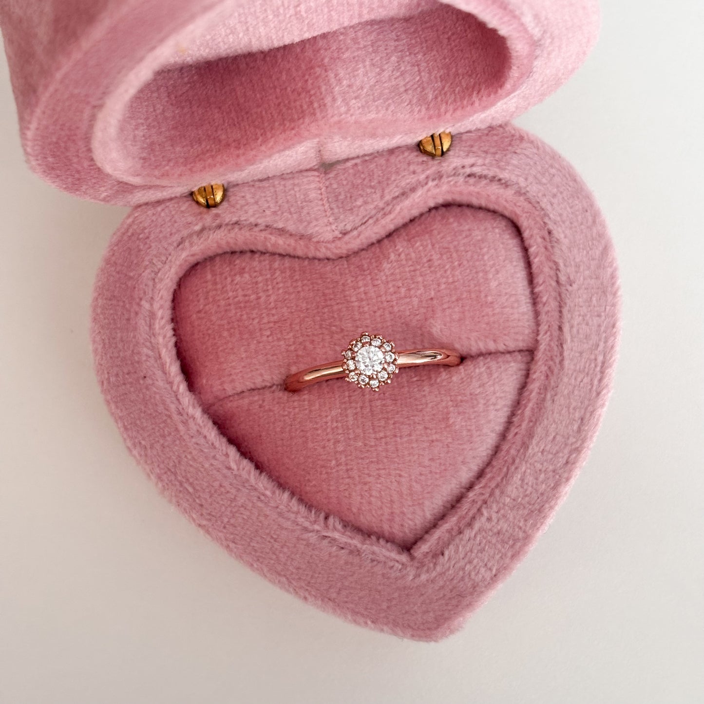 Round Flower Ring