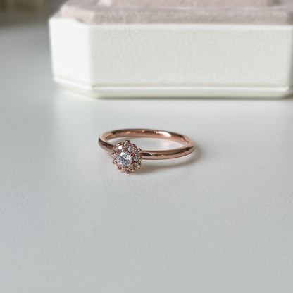 Round Flower Ring