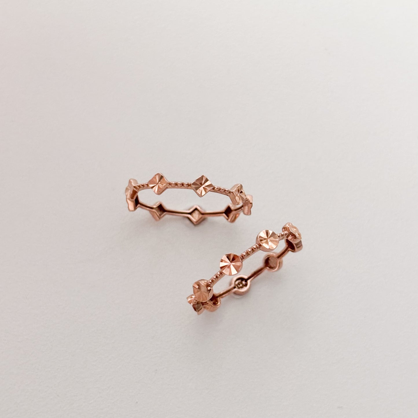 Geometric Stacking Ring
