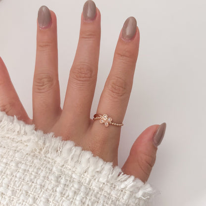 Clover Ring