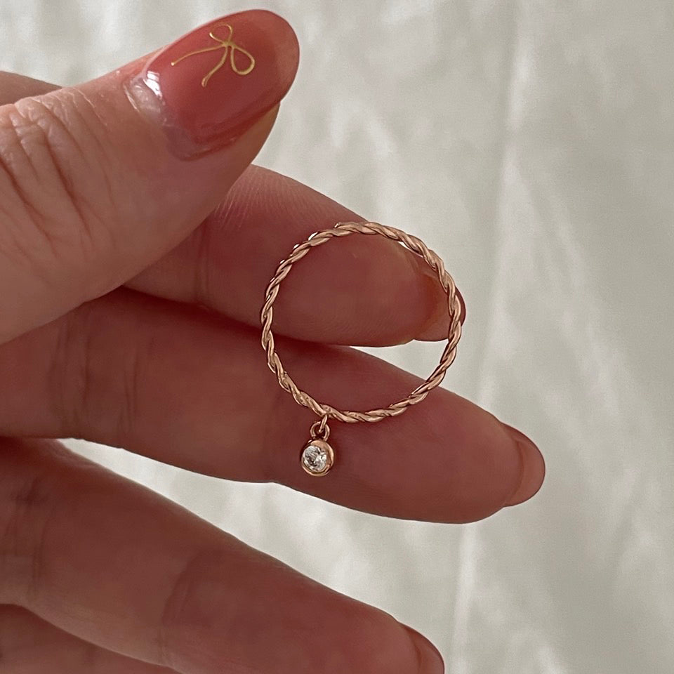Twisted Dangle Ring