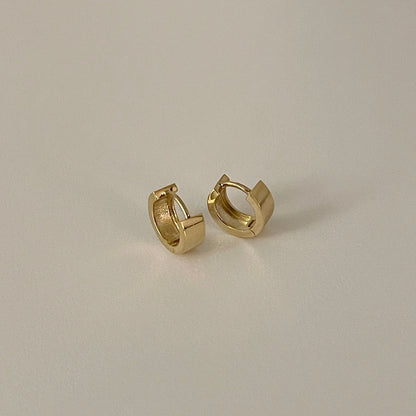 Tapered Hoop Earrings