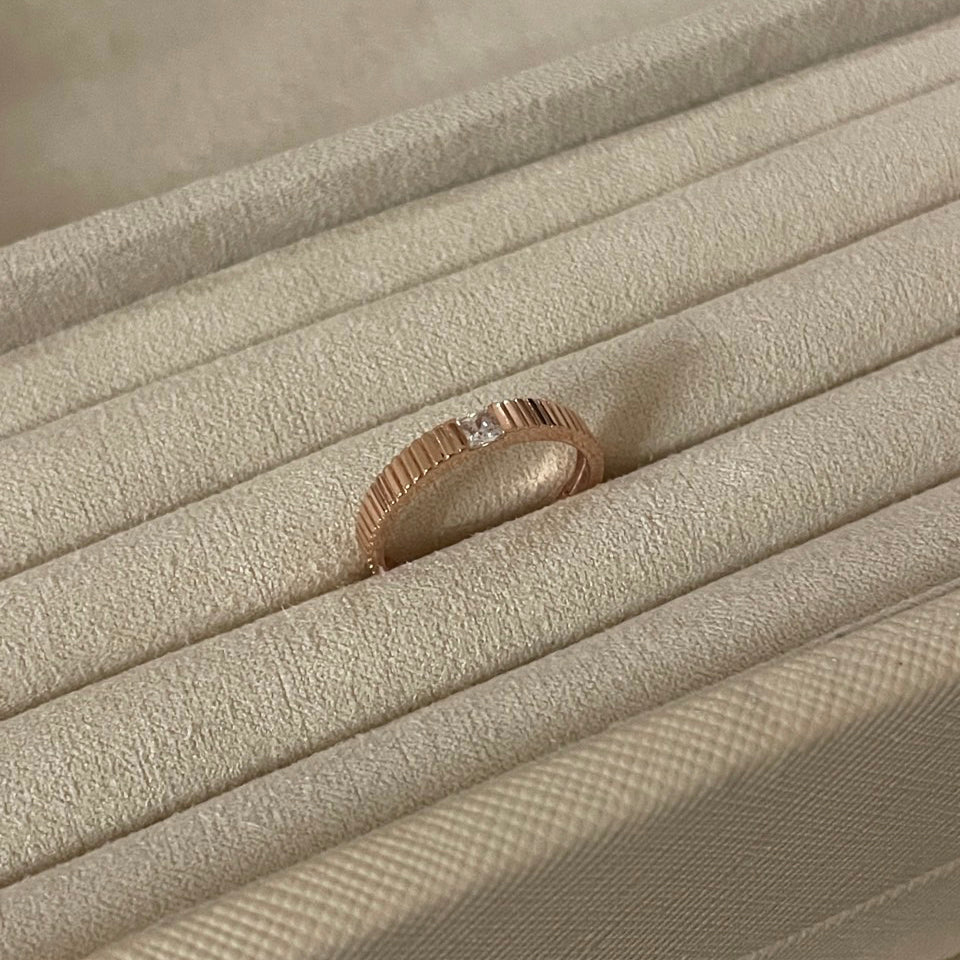 Ribbed Ring