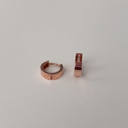 Tapered Hoop Earrings