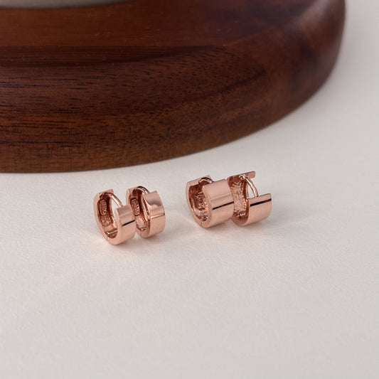 Tapered Hoop Earrings