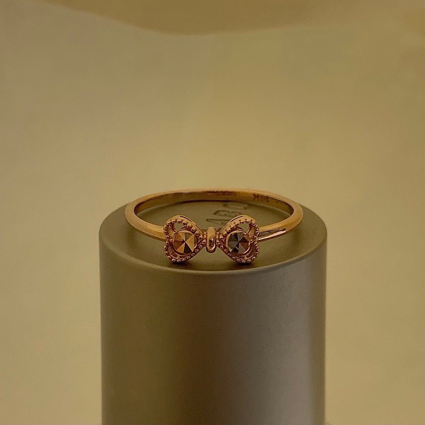 Bow Ring