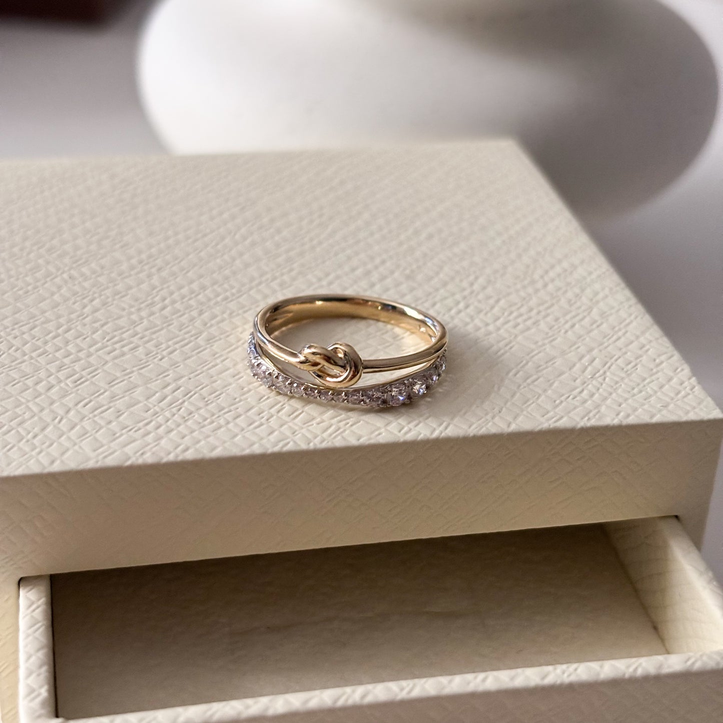 Pretzel Ring