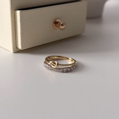 Pretzel Ring