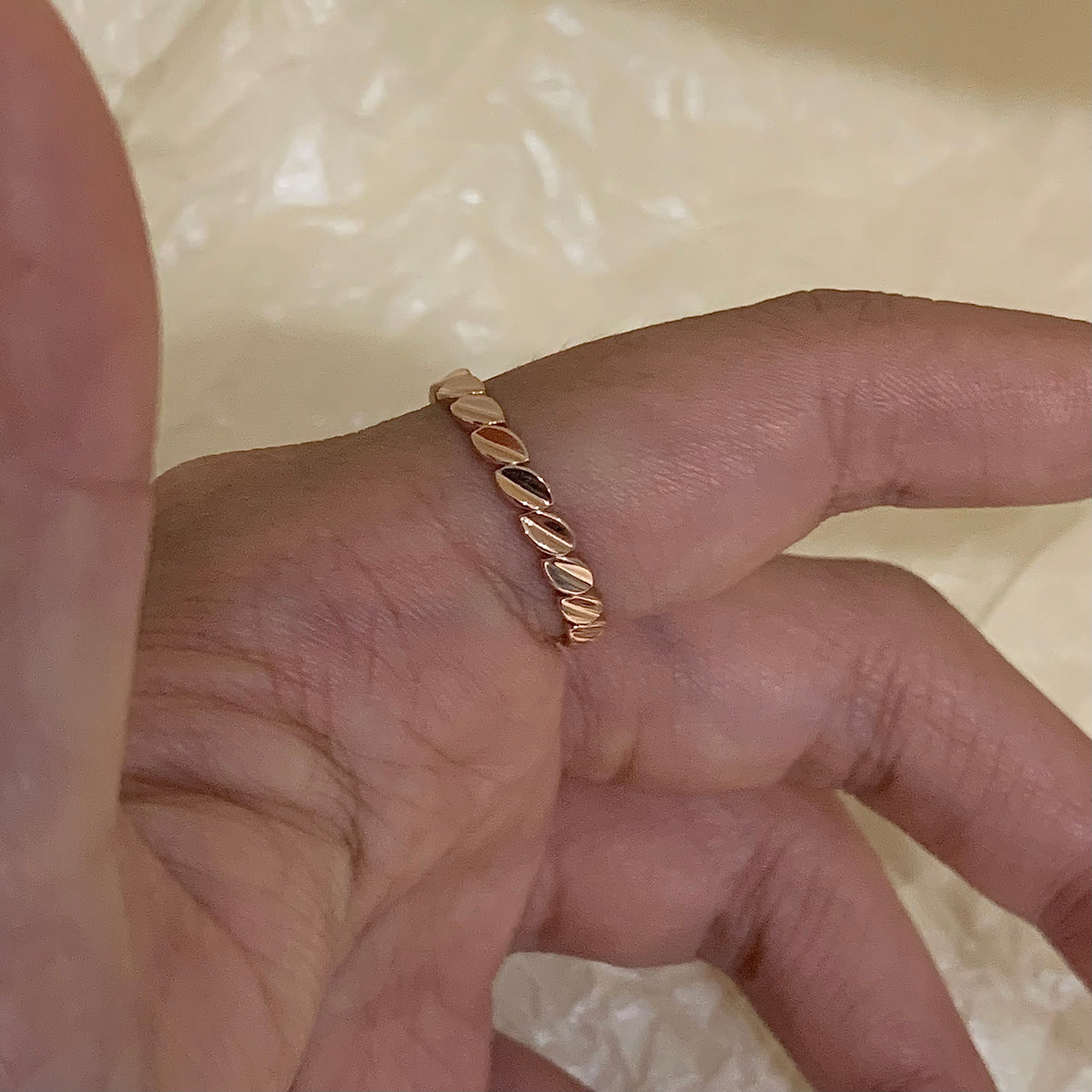 14K Solid Gold Leaf Pattern Ring, Oval Textured Band, Dainty Stacking Ring, Everyday Jewelry Gift for Her