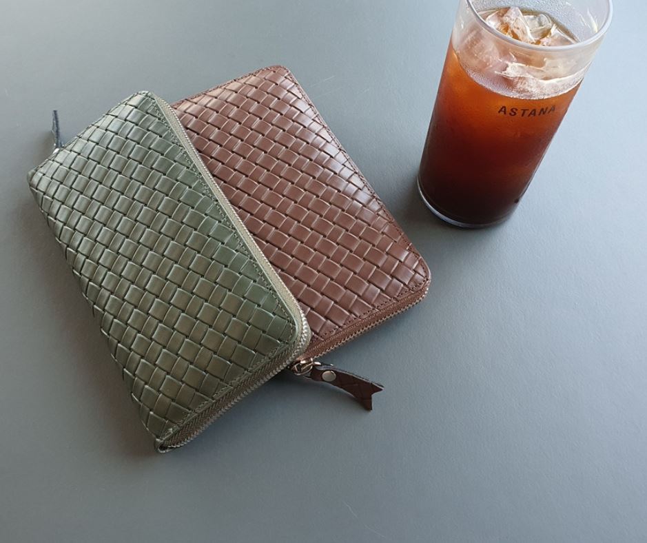 Large Woven Print Wallet