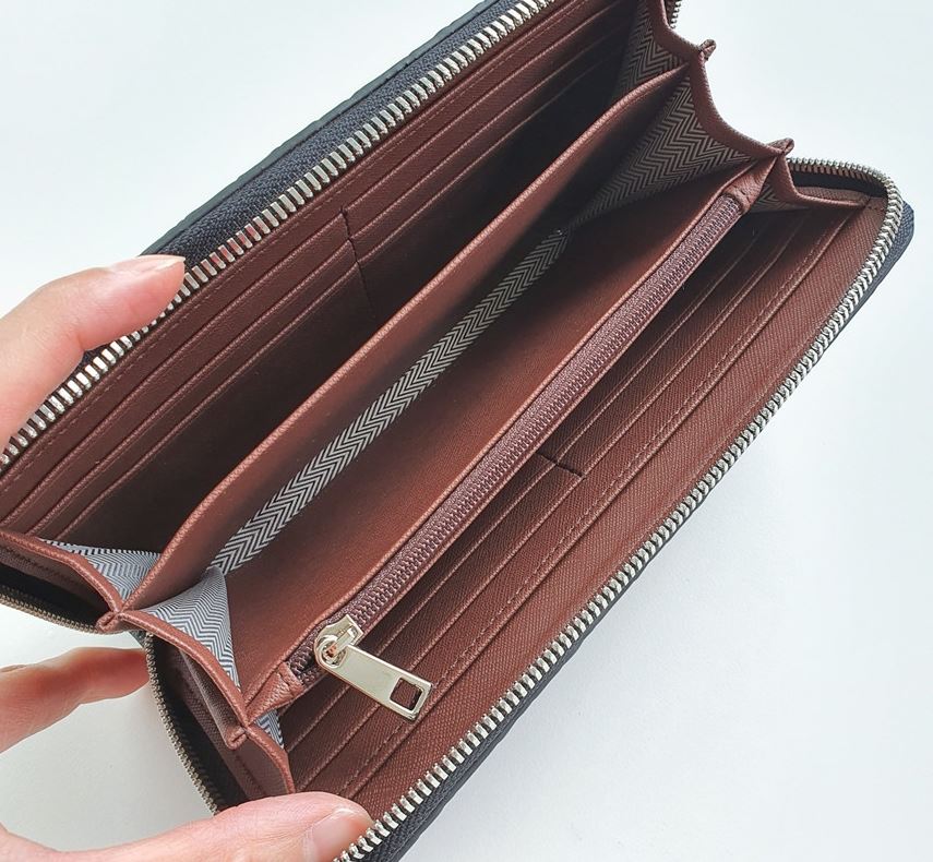 Large Woven Print Wallet