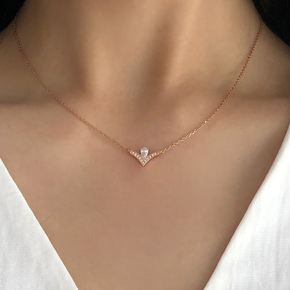 Teardrop V Necklace